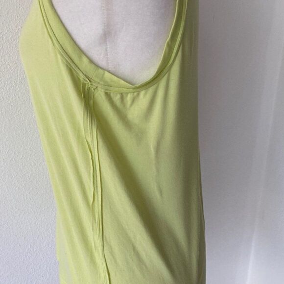 We The Free Green V Neck Sleeveless Tank Top SZ XS - Picture 5 of 10